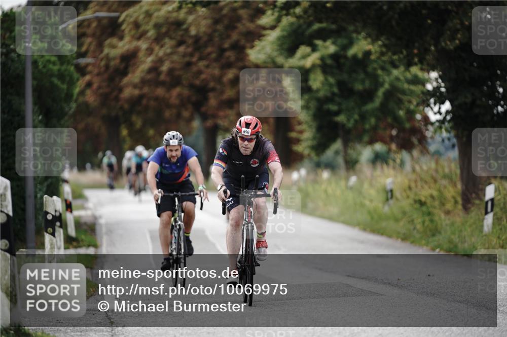 30.08.2026 - Elbe Triathlon Hamburg Michael Burmester http://msf.ph/oto/10069975 30.08.2026 09:51:08 Radfahren 492, 660, 696, 754, 775 meine-sportfotos.de