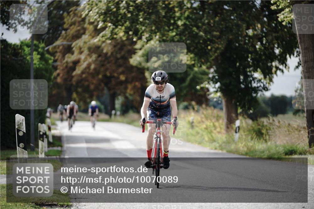 30.08.2026 - Elbe Triathlon Hamburg Michael Burmester http://msf.ph/oto/10070089 30.08.2026 09:52:04 Radfahren 434, 680, 792, 876 meine-sportfotos.de