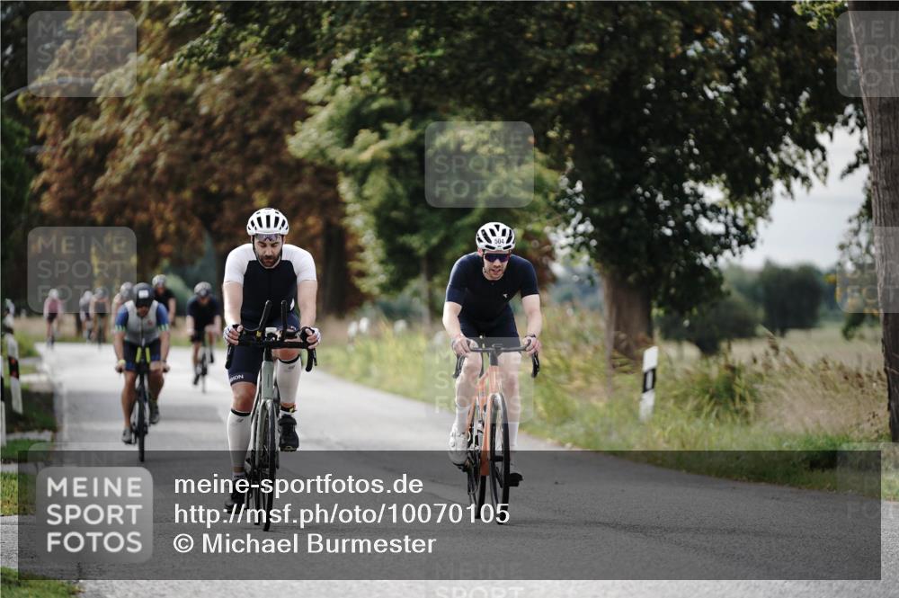 30.08.2026 - Elbe Triathlon Hamburg Michael Burmester http://msf.ph/oto/10070105 30.08.2026 09:52:13 Radfahren 470, 504, 512, 524, 550, 555, 680, 716, 783, 876 meine-sportfotos.de