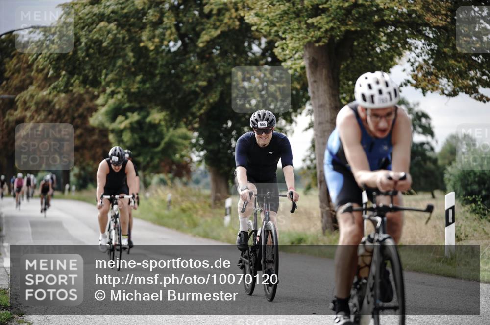 30.08.2026 - Elbe Triathlon Hamburg Michael Burmester http://msf.ph/oto/10070120 30.08.2026 09:52:18 Radfahren 512, 524, 550, 555, 716, 783, 828, 871 meine-sportfotos.de