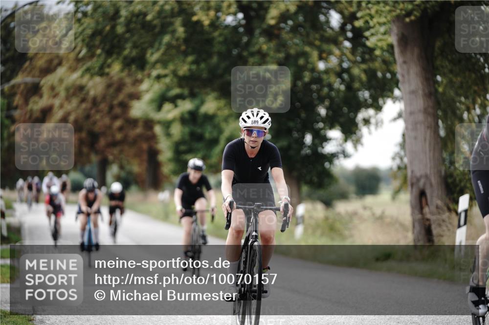 30.08.2026 - Elbe Triathlon Hamburg Michael Burmester http://msf.ph/oto/10070157 30.08.2026 09:52:33 Radfahren 389, 439, 668, 732, 811, 849, 889, 903 meine-sportfotos.de