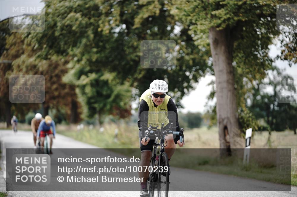 30.08.2026 - Elbe Triathlon Hamburg Michael Burmester http://msf.ph/oto/10070239 30.08.2026 09:53:08 Radfahren 364, 443, 600, 836 meine-sportfotos.de