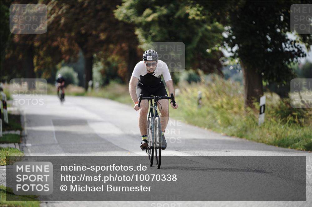 30.08.2026 - Elbe Triathlon Hamburg Michael Burmester http://msf.ph/oto/10070338 30.08.2026 09:54:19 Radfahren 362, 408, 560, 563 meine-sportfotos.de