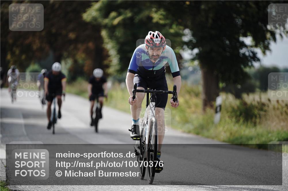 30.08.2026 - Elbe Triathlon Hamburg Michael Burmester http://msf.ph/oto/10070376 30.08.2026 09:54:46 Radfahren 400, 418, 541, 583, 648, 711, 911 meine-sportfotos.de
