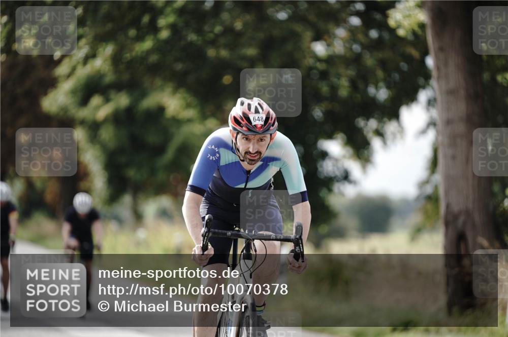 30.08.2026 - Elbe Triathlon Hamburg Michael Burmester http://msf.ph/oto/10070378 30.08.2026 09:54:46 Radfahren 400, 418, 541, 583, 648, 711, 911 meine-sportfotos.de