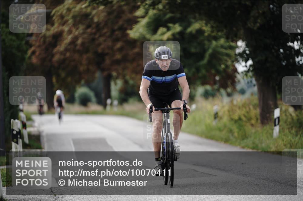 30.08.2026 - Elbe Triathlon Hamburg Michael Burmester http://msf.ph/oto/10070411 30.08.2026 09:55:09 Radfahren 749, 920, 927, 980 meine-sportfotos.de