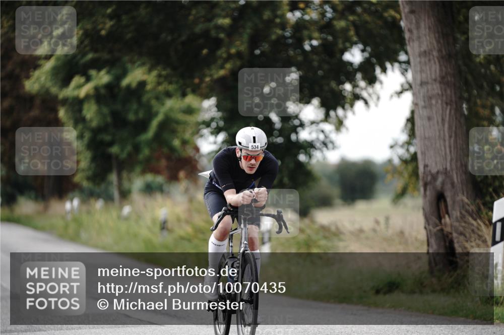 30.08.2026 - Elbe Triathlon Hamburg Michael Burmester http://msf.ph/oto/10070435 30.08.2026 09:55:28 Radfahren 289, 353, 528, 534, 617, 628, 633, 669, 939, 961 meine-sportfotos.de