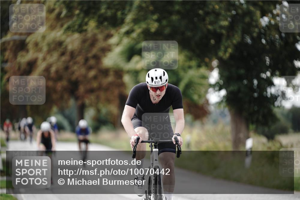 30.08.2026 - Elbe Triathlon Hamburg Michael Burmester http://msf.ph/oto/10070442 30.08.2026 09:55:30 Radfahren 289, 353, 534, 617, 669 meine-sportfotos.de