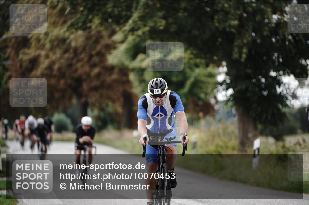 30.08.2026 - Elbe Triathlon Hamburg Michael Burmester http://msf.ph/oto/10070453 30.08.2026 09:55:35 Radfahren 289, 353, 441, 466, 557, 669, 742 meine-sportfotos.de