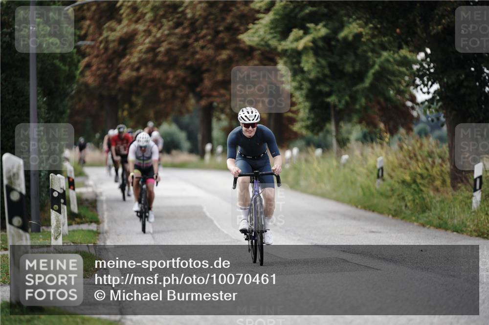 30.08.2026 - Elbe Triathlon Hamburg Michael Burmester http://msf.ph/oto/10070461 30.08.2026 09:55:38 Radfahren 289, 441, 466, 557, 742 meine-sportfotos.de