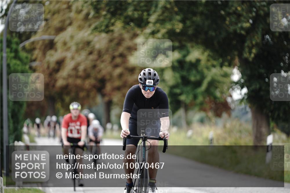30.08.2026 - Elbe Triathlon Hamburg Michael Burmester http://msf.ph/oto/10070467 30.08.2026 09:55:42 Radfahren 352, 466, 479, 557, 595, 621, 742, 757, 820 meine-sportfotos.de