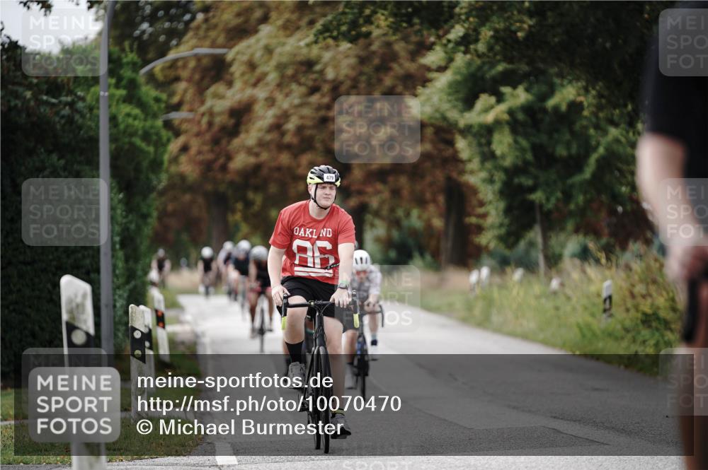 30.08.2026 - Elbe Triathlon Hamburg Michael Burmester http://msf.ph/oto/10070470 30.08.2026 09:55:43 Radfahren 352, 466, 479, 557, 595, 621, 742, 757, 820, 843 meine-sportfotos.de
