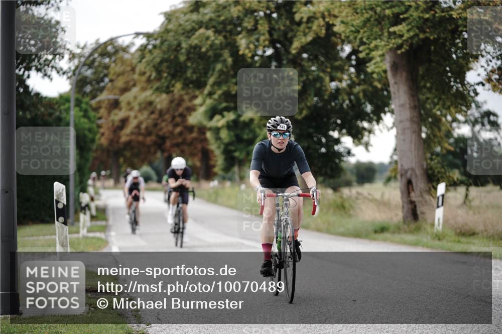 30.08.2026 - Elbe Triathlon Hamburg Michael Burmester http://msf.ph/oto/10070489 30.08.2026 09:55:51 Radfahren 352, 397, 410, 437, 576, 820, 843, 872 meine-sportfotos.de