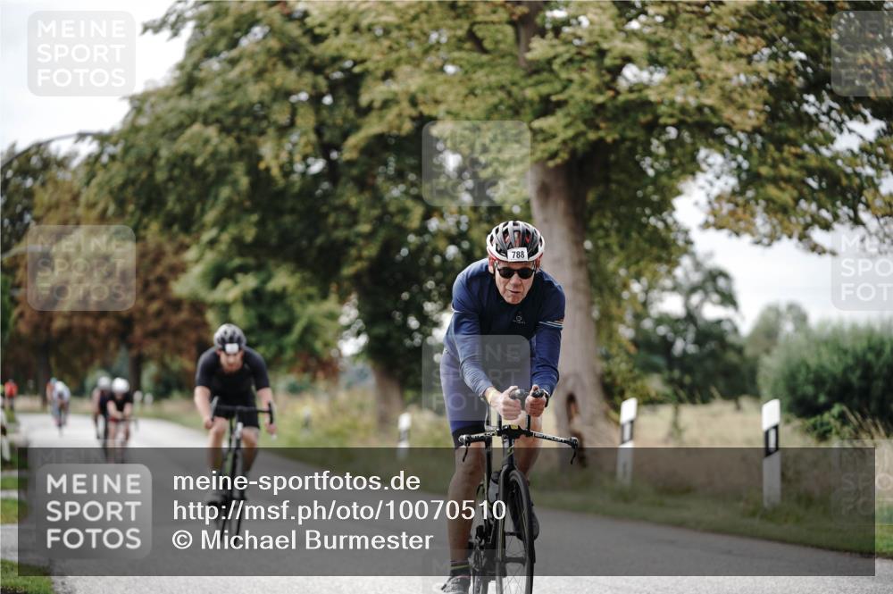 30.08.2026 - Elbe Triathlon Hamburg Michael Burmester http://msf.ph/oto/10070510 30.08.2026 09:56:00 Radfahren 399, 437, 581, 756, 788, 969 meine-sportfotos.de