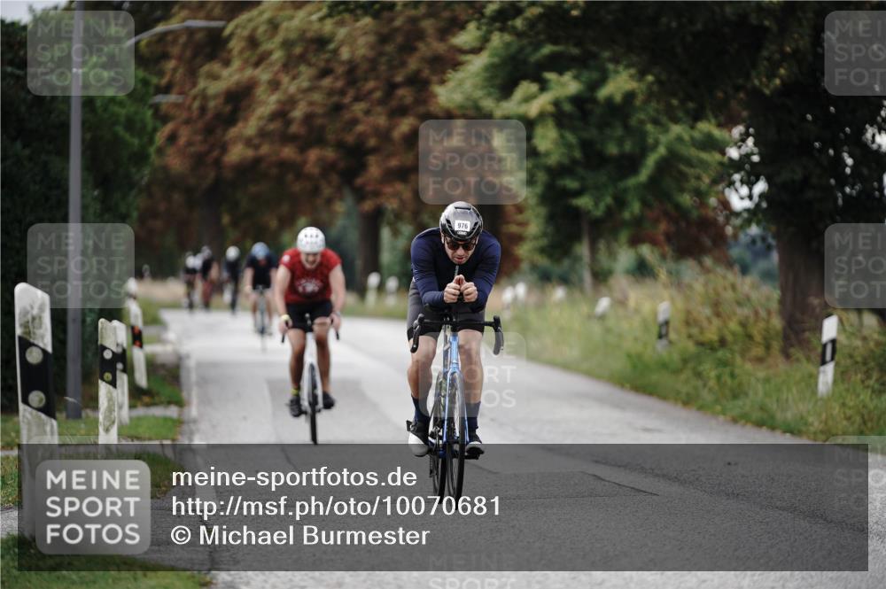 30.08.2026 - Elbe Triathlon Hamburg Michael Burmester http://msf.ph/oto/10070681 30.08.2026 09:57:37 Radfahren 413, 734, 737, 768, 976 meine-sportfotos.de