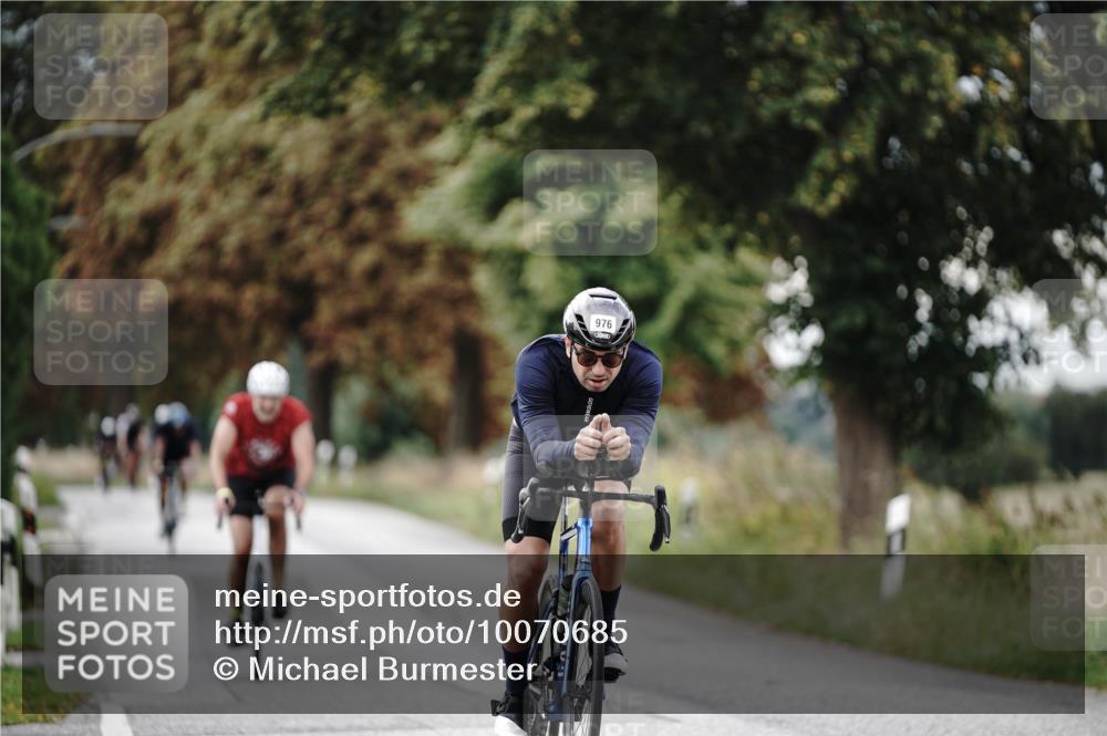 30.08.2026 - Elbe Triathlon Hamburg Michael Burmester http://msf.ph/oto/10070685 30.08.2026 09:57:38 Radfahren 413, 734, 737, 768, 976 meine-sportfotos.de