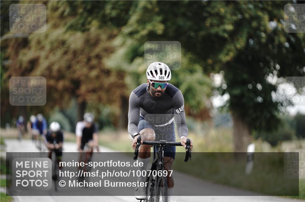 30.08.2026 - Elbe Triathlon Hamburg Michael Burmester http://msf.ph/oto/10070697 30.08.2026 09:57:47 Radfahren 505, 569, 619 meine-sportfotos.de