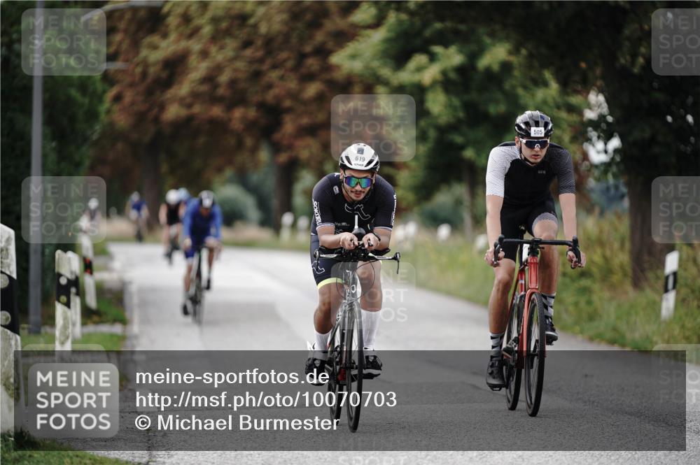 30.08.2026 - Elbe Triathlon Hamburg Michael Burmester http://msf.ph/oto/10070703 30.08.2026 09:57:49 Radfahren 505, 569, 619 meine-sportfotos.de