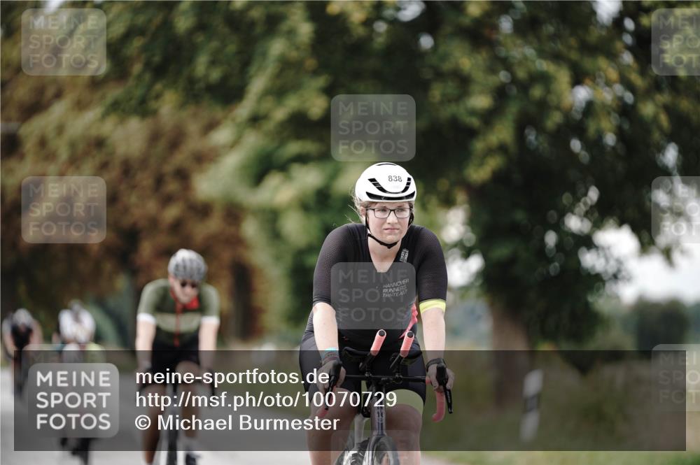 30.08.2026 - Elbe Triathlon Hamburg Michael Burmester http://msf.ph/oto/10070729 30.08.2026 09:58:05 Radfahren 403, 423, 785, 838, 880, 944 meine-sportfotos.de