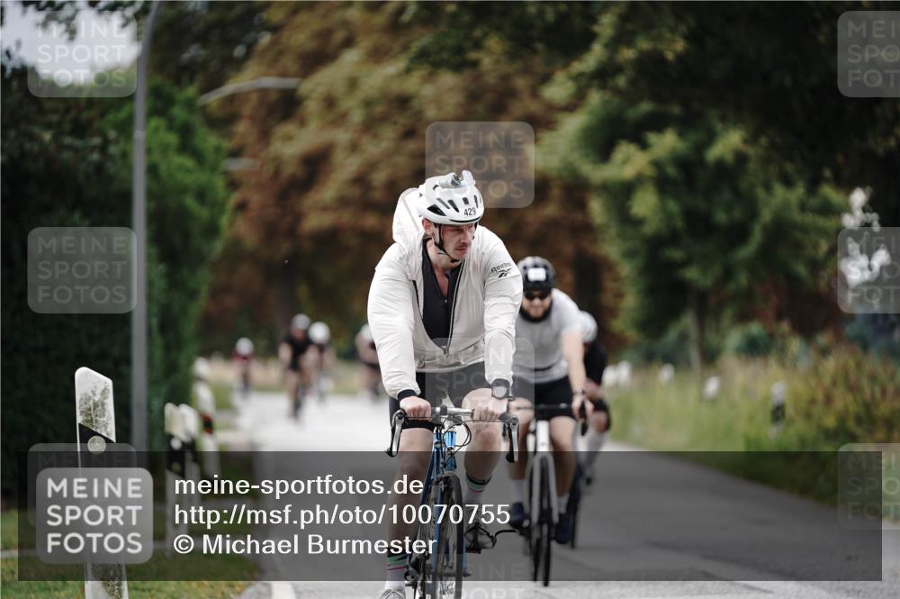 30.08.2026 - Elbe Triathlon Hamburg Michael Burmester http://msf.ph/oto/10070755 30.08.2026 09:58:15 Radfahren 404, 429, 585, 590, 785, 897 meine-sportfotos.de