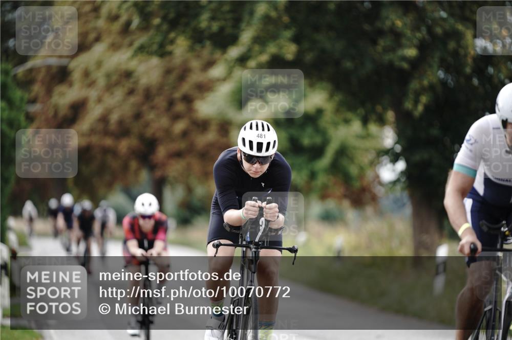 30.08.2026 - Elbe Triathlon Hamburg Michael Burmester http://msf.ph/oto/10070772 30.08.2026 09:58:26 Radfahren 481, 506, 603, 607, 701, 722, 728, 881, 886, 891 meine-sportfotos.de