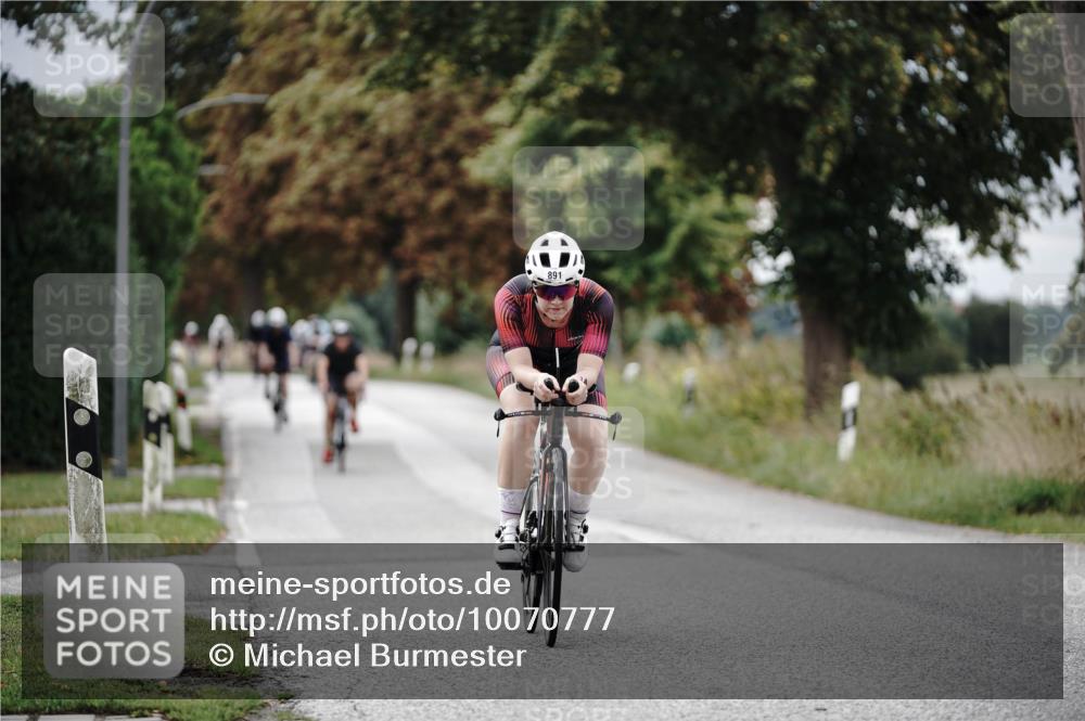 30.08.2026 - Elbe Triathlon Hamburg Michael Burmester http://msf.ph/oto/10070777 30.08.2026 09:58:27 Radfahren 481, 506, 508, 607, 728, 881, 886, 891 meine-sportfotos.de