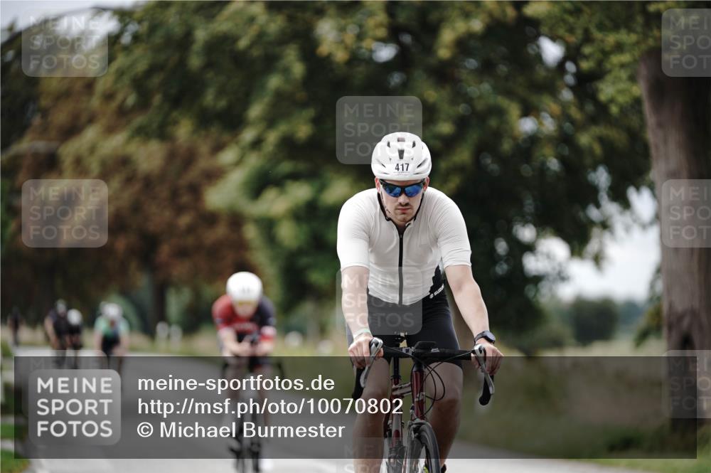 30.08.2026 - Elbe Triathlon Hamburg Michael Burmester http://msf.ph/oto/10070802 30.08.2026 09:58:39 Radfahren 417, 464, 503, 513, 526, 656, 746, 779, 950 meine-sportfotos.de