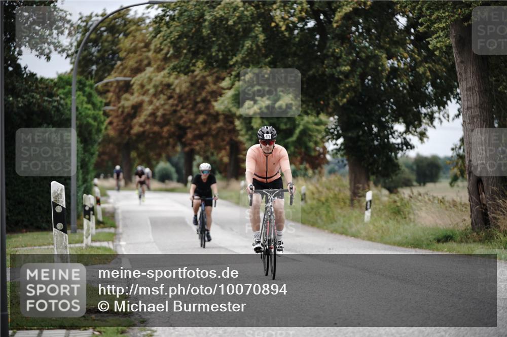 30.08.2026 - Elbe Triathlon Hamburg Michael Burmester http://msf.ph/oto/10070894 30.08.2026 09:59:14 Radfahren 452, 472, 495, 647, 934 meine-sportfotos.de