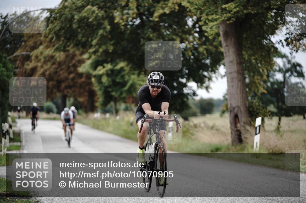 30.08.2026 - Elbe Triathlon Hamburg Michael Burmester http://msf.ph/oto/10070905 30.08.2026 09:59:21 Radfahren 452, 667, 750, 918 meine-sportfotos.de