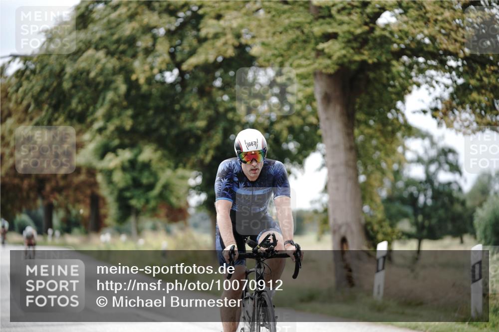 30.08.2026 - Elbe Triathlon Hamburg Michael Burmester http://msf.ph/oto/10070912 30.08.2026 09:59:26 Radfahren 667, 750, 780, 918 meine-sportfotos.de