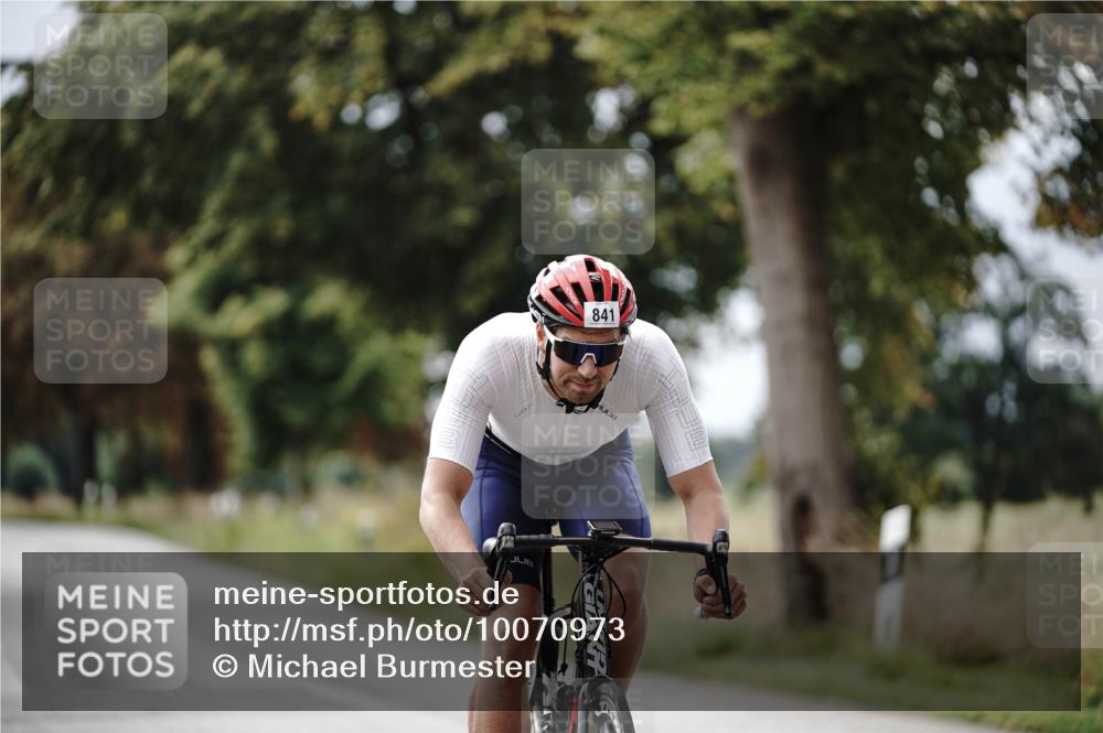 30.08.2026 - Elbe Triathlon Hamburg Michael Burmester http://msf.ph/oto/10070973 30.08.2026 10:00:12 Radfahren 489, 841 meine-sportfotos.de