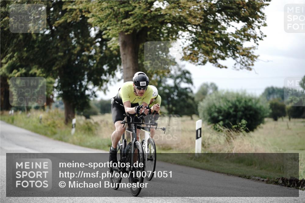 30.08.2026 - Elbe Triathlon Hamburg Michael Burmester http://msf.ph/oto/10071051 30.08.2026 10:01:06 Radfahren 548, 636, 650, 671, 675, 699, 705, 831 meine-sportfotos.de