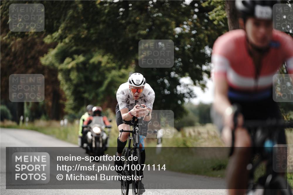 30.08.2026 - Elbe Triathlon Hamburg Michael Burmester http://msf.ph/oto/10071114 30.08.2026 10:01:41 Radfahren 566, 620, 651, 975 meine-sportfotos.de