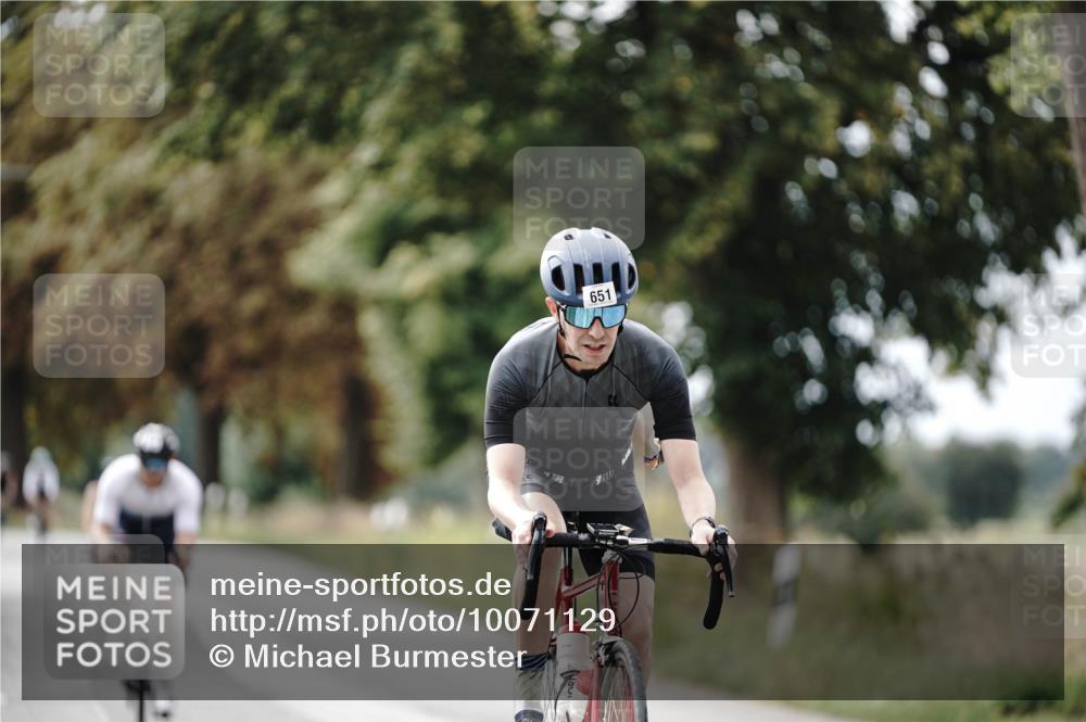 30.08.2026 - Elbe Triathlon Hamburg Michael Burmester http://msf.ph/oto/10071129 30.08.2026 10:01:48 Radfahren 546, 651, 694 meine-sportfotos.de