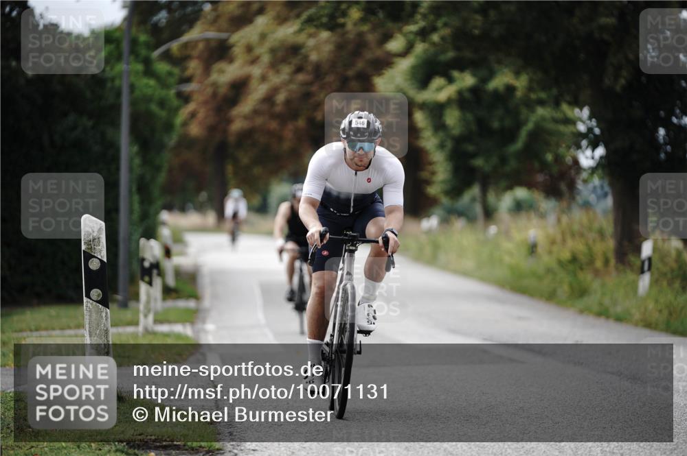 30.08.2026 - Elbe Triathlon Hamburg Michael Burmester http://msf.ph/oto/10071131 30.08.2026 10:01:49 Radfahren 546, 651, 694 meine-sportfotos.de