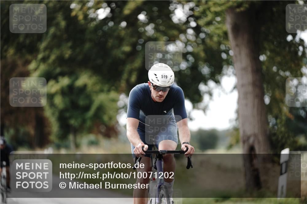 30.08.2026 - Elbe Triathlon Hamburg Michael Burmester http://msf.ph/oto/10071202 30.08.2026 10:02:34 Radfahren 519, 564, 635, 790, 893 meine-sportfotos.de