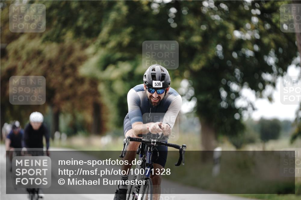30.08.2026 - Elbe Triathlon Hamburg Michael Burmester http://msf.ph/oto/10071328 30.08.2026 10:03:53 Radfahren 426, 536, 589, 805 meine-sportfotos.de