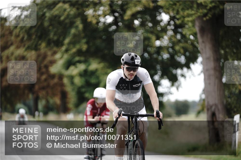 30.08.2026 - Elbe Triathlon Hamburg Michael Burmester http://msf.ph/oto/10071351 30.08.2026 10:04:01 Radfahren 521, 847, 953 meine-sportfotos.de