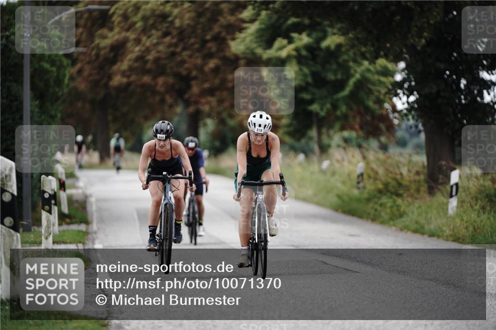 30.08.2026 - Elbe Triathlon Hamburg Michael Burmester http://msf.ph/oto/10071370 30.08.2026 10:04:18 Radfahren 597, 766, 818, 844, 952, 974 meine-sportfotos.de