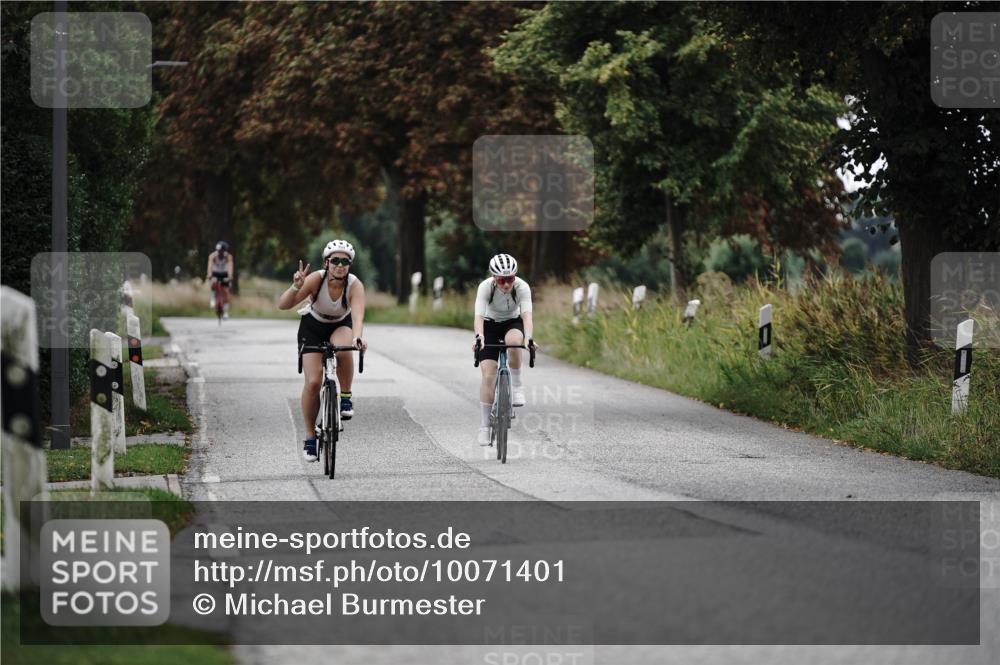 30.08.2026 - Elbe Triathlon Hamburg Michael Burmester http://msf.ph/oto/10071401 30.08.2026 10:04:34 Radfahren 623, 809, 904 meine-sportfotos.de