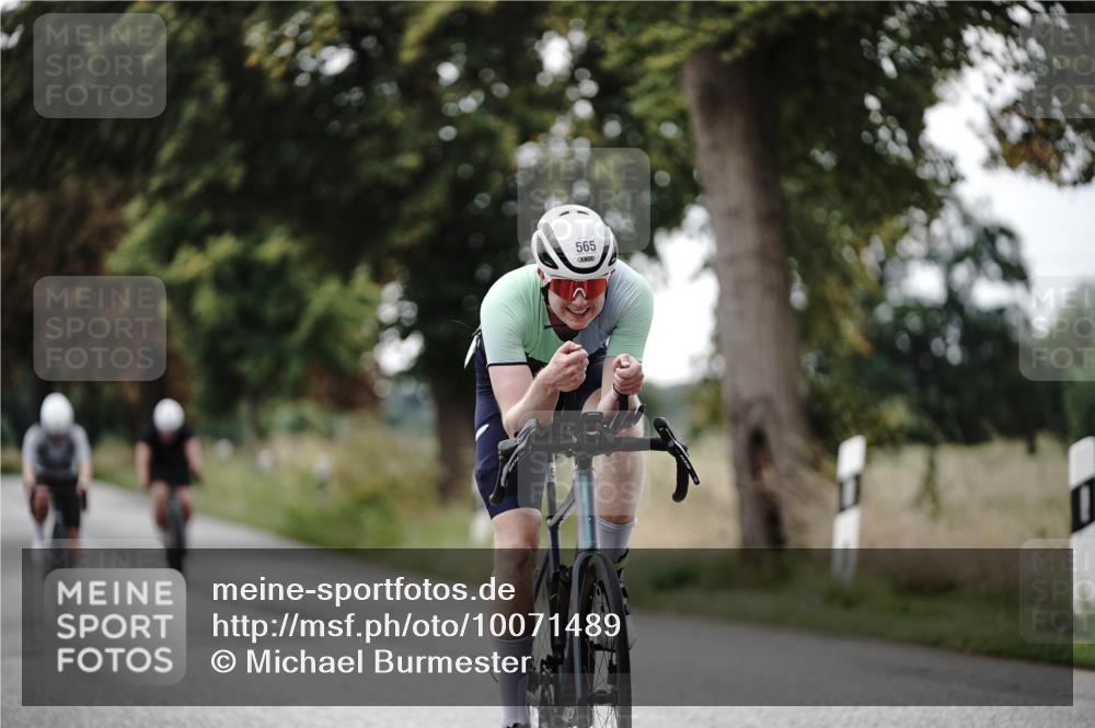 30.08.2026 - Elbe Triathlon Hamburg Michael Burmester http://msf.ph/oto/10071489 30.08.2026 10:05:42 Radfahren 525, 565, 708, 793, 817, 941 meine-sportfotos.de