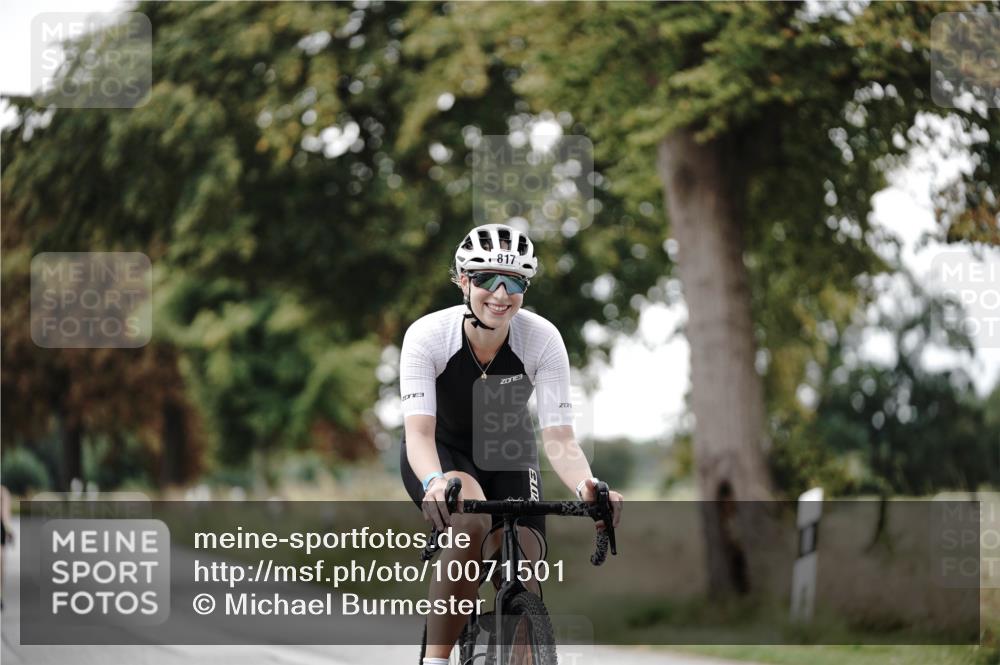 30.08.2026 - Elbe Triathlon Hamburg Michael Burmester http://msf.ph/oto/10071501 30.08.2026 10:05:46 Radfahren 786, 793, 817, 894, 941 meine-sportfotos.de