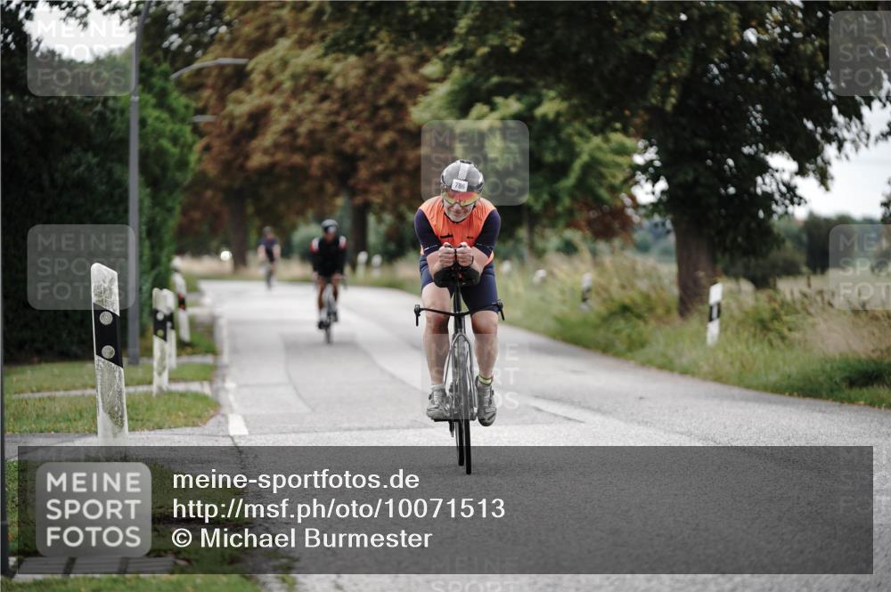 30.08.2026 - Elbe Triathlon Hamburg Michael Burmester http://msf.ph/oto/10071513 30.08.2026 10:05:52 Radfahren 542, 786, 894 meine-sportfotos.de