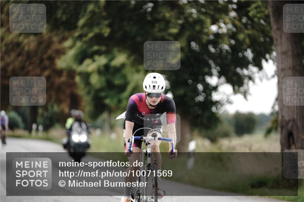 30.08.2026 - Elbe Triathlon Hamburg Michael Burmester http://msf.ph/oto/10071569 30.08.2026 10:06:19 Radfahren 483, 806, 816, 877 meine-sportfotos.de