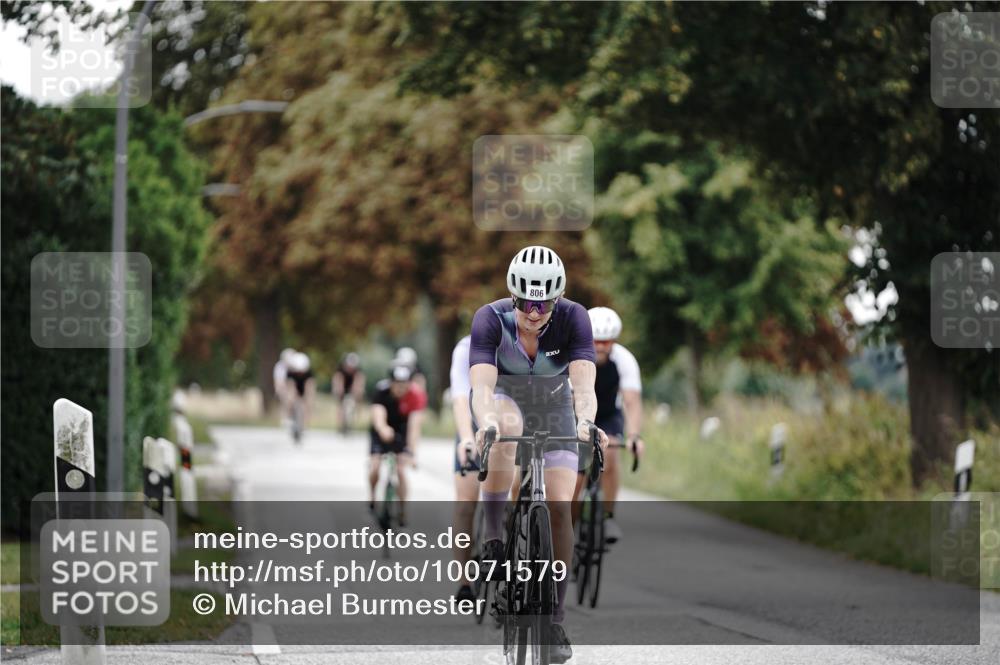 30.08.2026 - Elbe Triathlon Hamburg Michael Burmester http://msf.ph/oto/10071579 30.08.2026 10:06:25 Radfahren 668, 687, 715, 806 meine-sportfotos.de