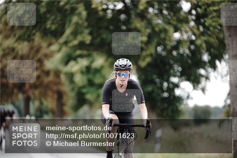 30.08.2026 - Elbe Triathlon Hamburg Michael Burmester http://msf.ph/oto/10071623 30.08.2026 10:06:49 Radfahren 449, 550, 794, 875 meine-sportfotos.de