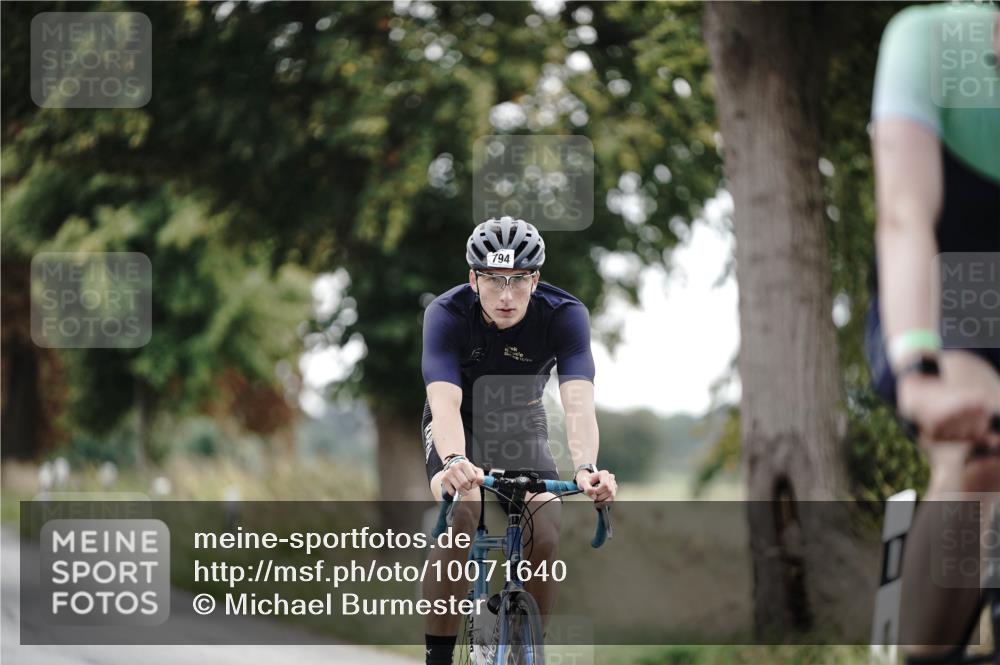 30.08.2026 - Elbe Triathlon Hamburg Michael Burmester http://msf.ph/oto/10071640 30.08.2026 10:06:55 Radfahren 449, 550, 794, 977 meine-sportfotos.de