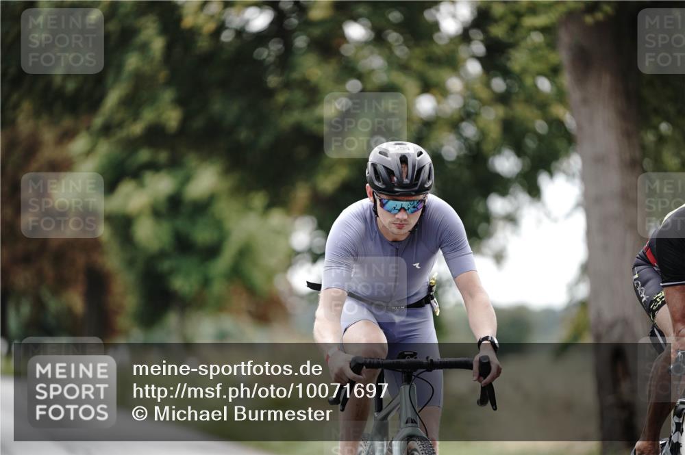 30.08.2026 - Elbe Triathlon Hamburg Michael Burmester http://msf.ph/oto/10071697 30.08.2026 10:07:40 Radfahren 554, 735, 739, 773 meine-sportfotos.de