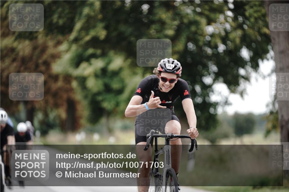 30.08.2026 - Elbe Triathlon Hamburg Michael Burmester http://msf.ph/oto/10071703 30.08.2026 10:07:48 Radfahren 439, 440, 602, 629, 735, 791, 871, 905 meine-sportfotos.de