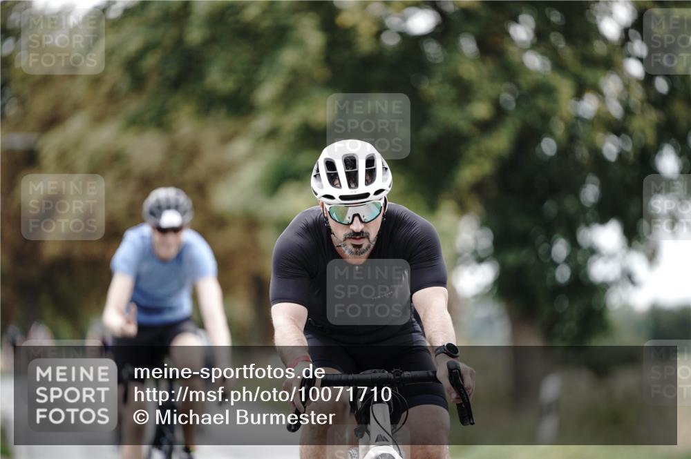 30.08.2026 - Elbe Triathlon Hamburg Michael Burmester http://msf.ph/oto/10071710 30.08.2026 10:07:50 Radfahren 439, 440, 524, 602, 629, 735, 791, 871, 905 meine-sportfotos.de